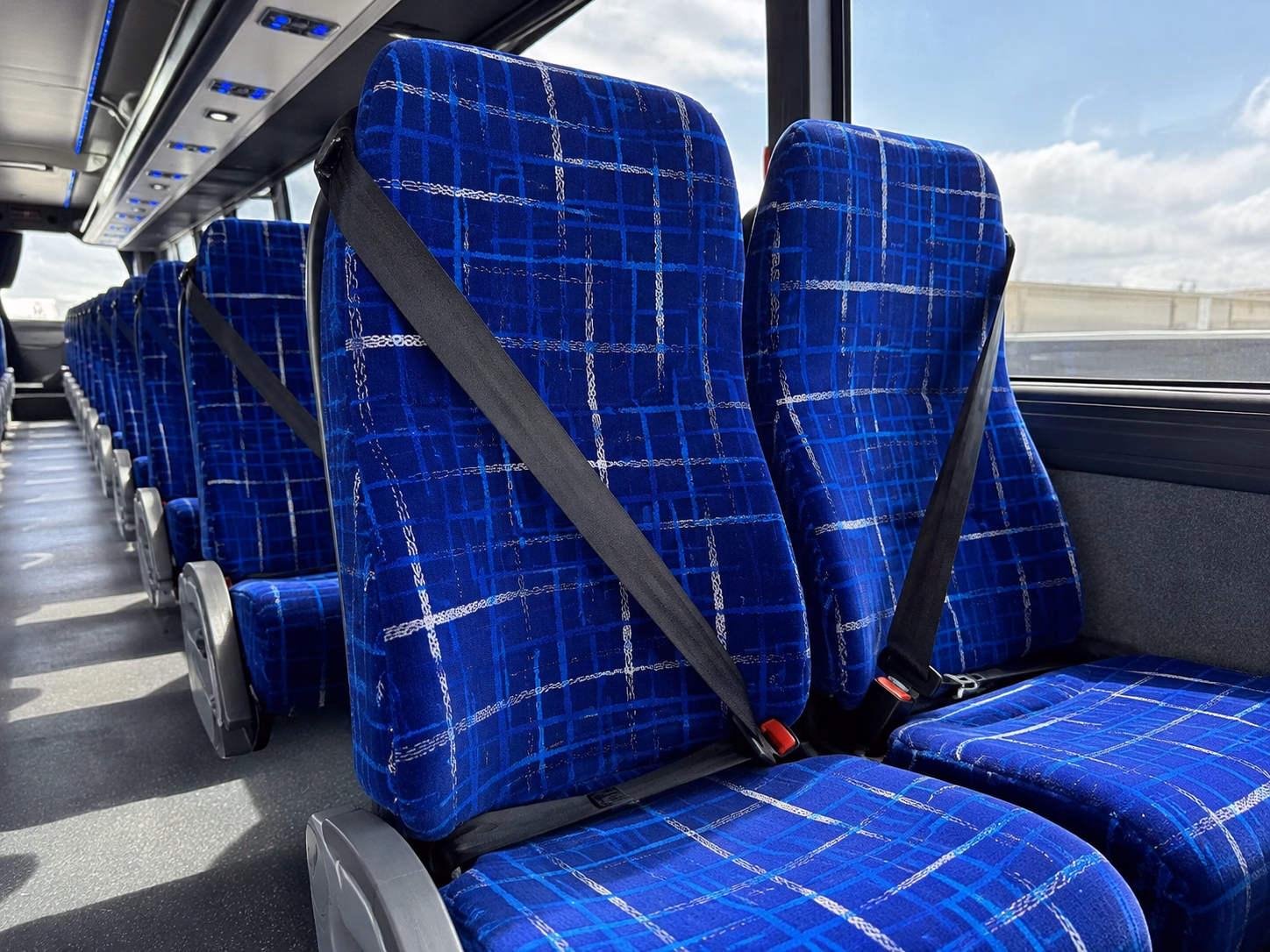charter buses from suffolk to washington dc richmond and beyond