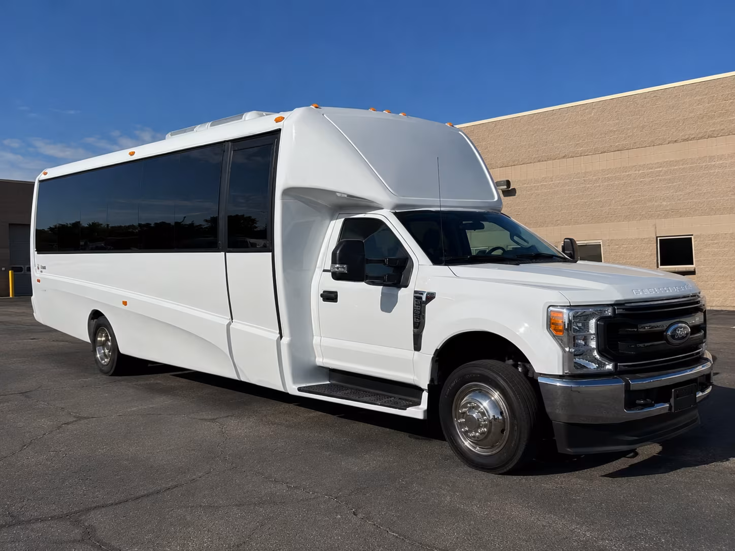 chesapeake prom charter bus rentals in chesapeake