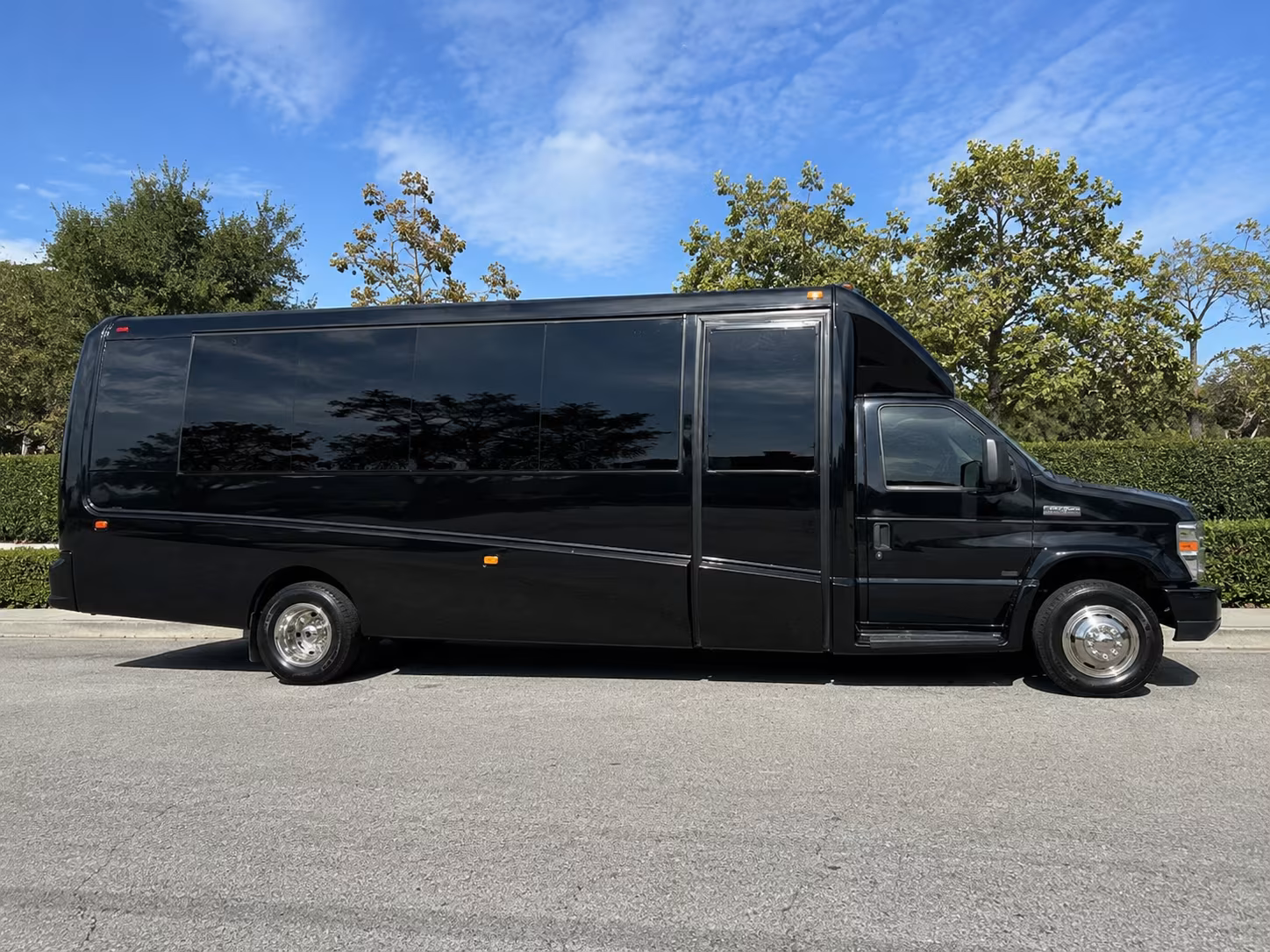 for the best field trip transportation in suffolk book early and compare your options