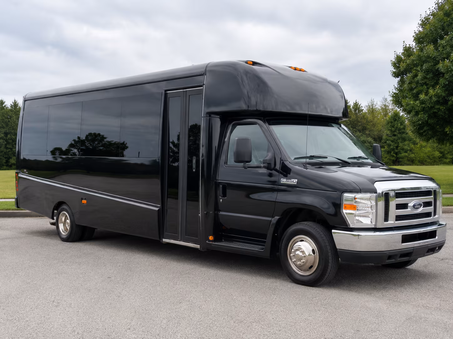 norfolk game day charter bus rentals for norfolk teams and fan groups