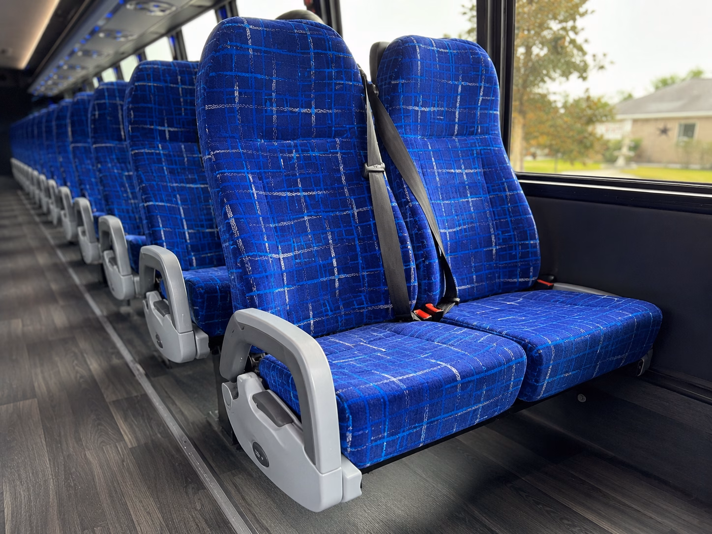 portsmouth school field trip shuttle bus rentals in portsmouth