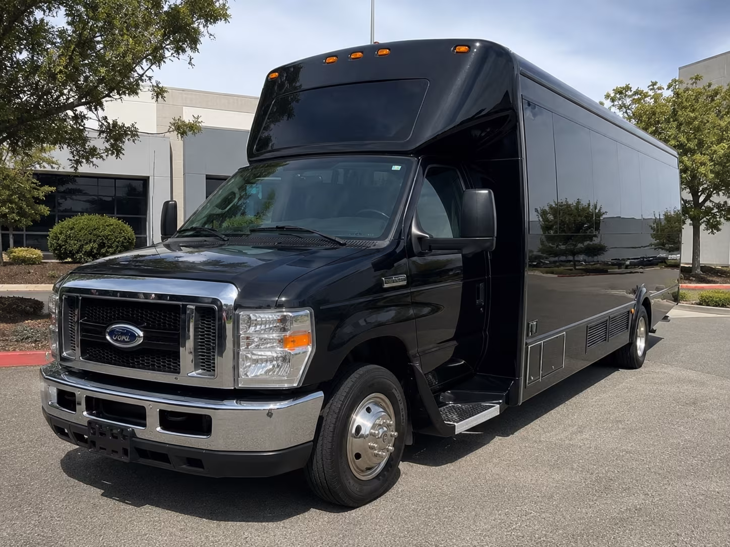 suffolk corporate party bus rental